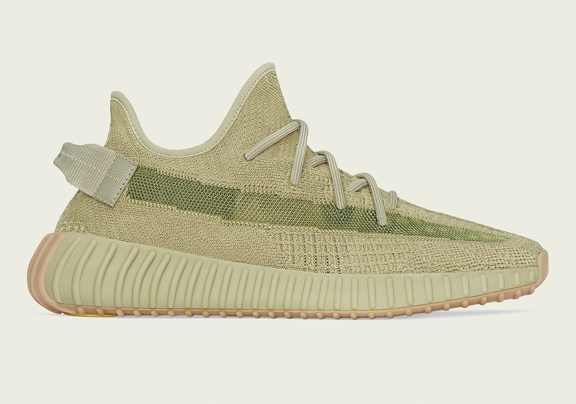 adidas Yeezy Boost 350 v2 “Sulfur” В продаже