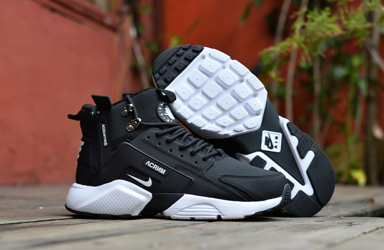 NIKE HUARACHE ACRONYM MID black White