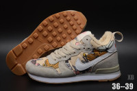 Nike Internationalist Зимние Biege