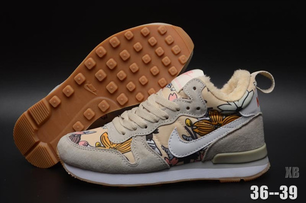 Nike Internationalist Зимние Biege