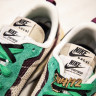 Sacai x NK VaporWaffle DD3035-200