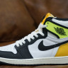 Air Jordan 1 High OG Volt Gold AJ1 1 555088-118