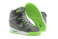 Air Revolution Sky Hi Grey/Neon/Safari
