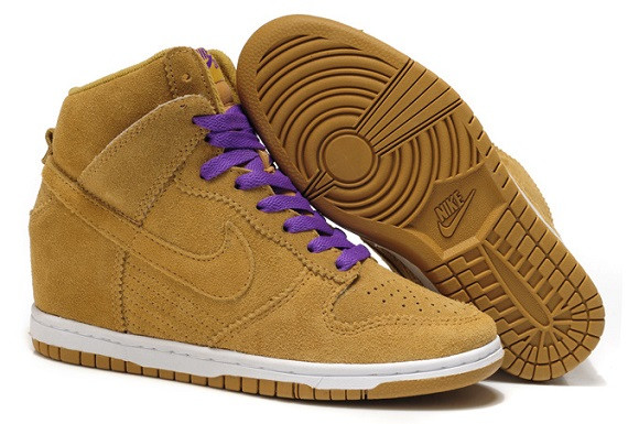 Nike dunk sky high biege/purple