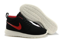 Roshe Run suede black/red