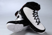 Air Jordan 9 retro White/Black–True Red