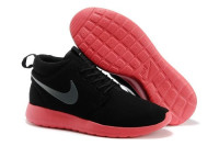 Roshe Run suede black/pink