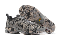 NIKE AIR MAX PLUS TN 2017 Military Grey