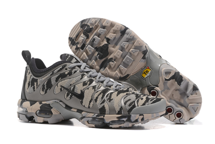 NIKE AIR MAX PLUS TN 2017 Military Grey