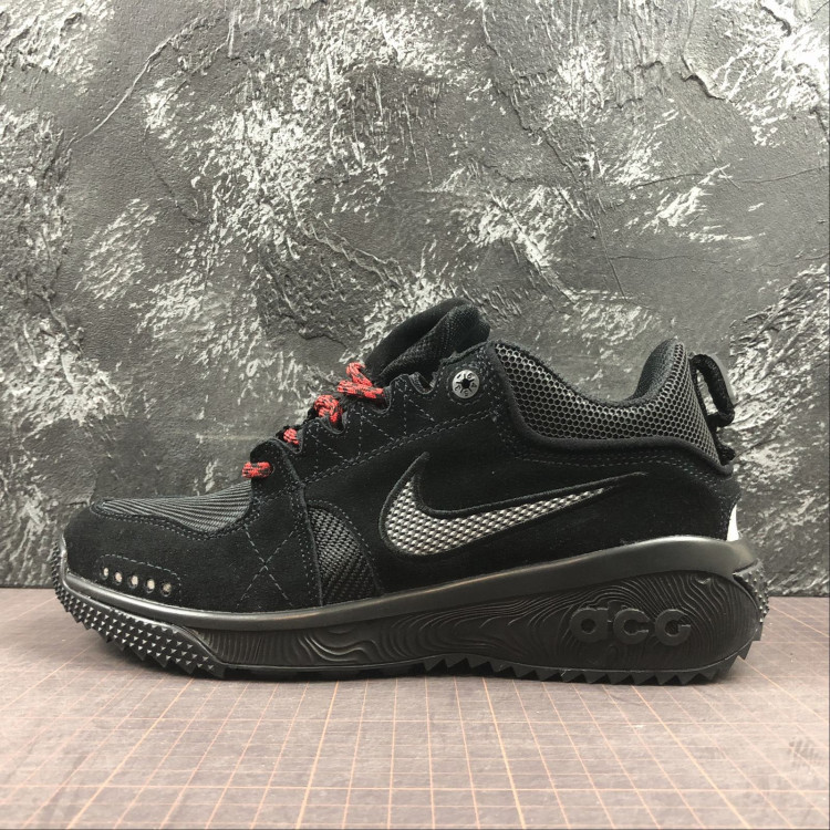 Nike ACG Dog Mountain AQ0916-002 Black \ Dark Gray \ Red