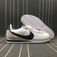 NIKE CLASSIC CORTEY QS Be True 902806-100 