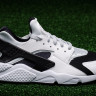 Nike Air Huarache white black