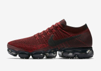 NIKE VAPORMAX “DARK TEAM RED”