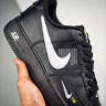 NIKE AIR FORCE 1 Black White 
