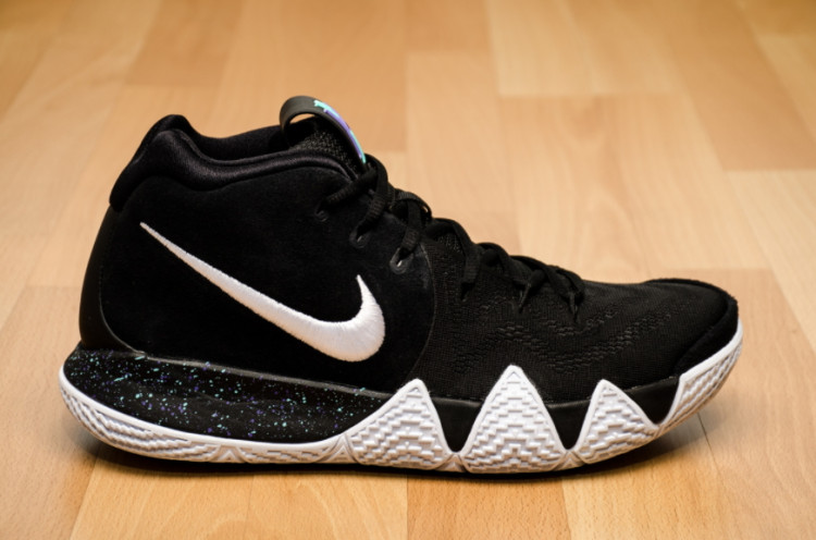 Nike Kyrie 4 the whitest black