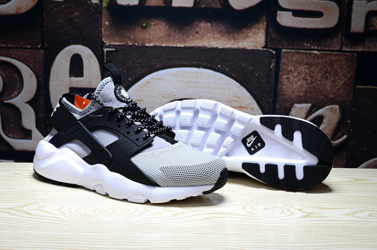 Air Huarache 4 Run Ultra PK Grey