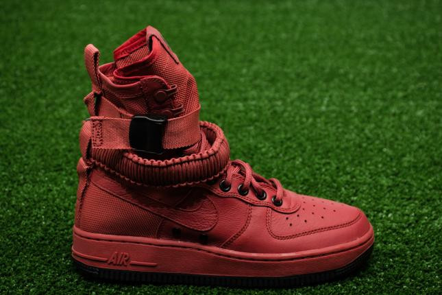 Nike SF Air Force 1 Red