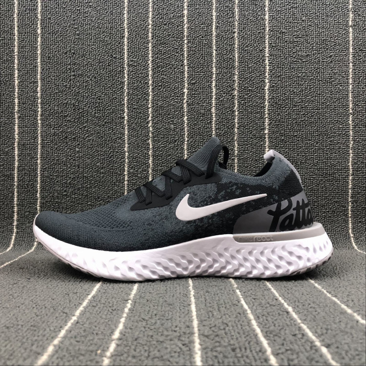  NIKE EPIC REACT FLYKNIT Track Mafia / Patta grey white