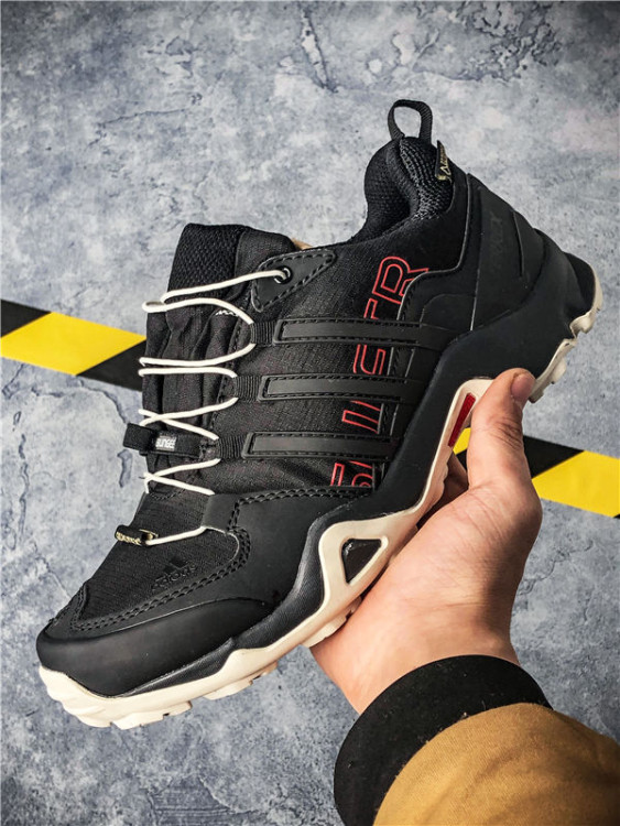 ADIDAS TERREX Swift R2 GTX Black & White