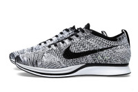 FLYKNIT RACER Black & Volt