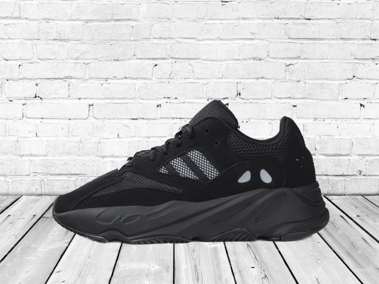 Yeezy Boost 700 black