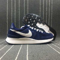 Nike Internationalist LT17 872087-401 