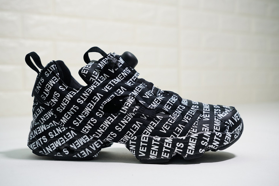 Reebok instapump deals vetements