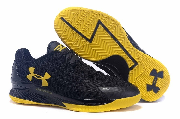 UA Curry One Low black/yellow