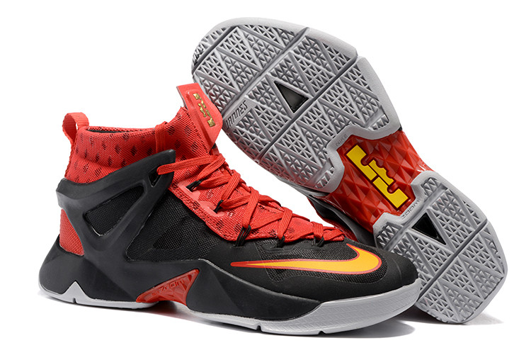 LeBron Ambassador 8  red/black