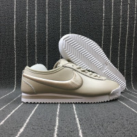 WMNS NIKE CORTEZ 72 881205-101 
