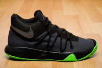 Nike KD Trey 5 V Neon