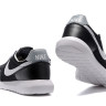 Roshe Daybreak black/white