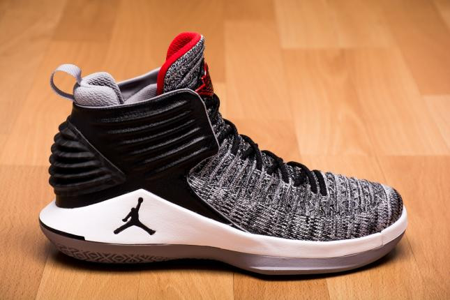 Air Jordan XXXII BG "Black Cement" Original