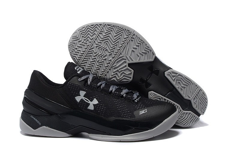 UA Curry Two Low black/grey
