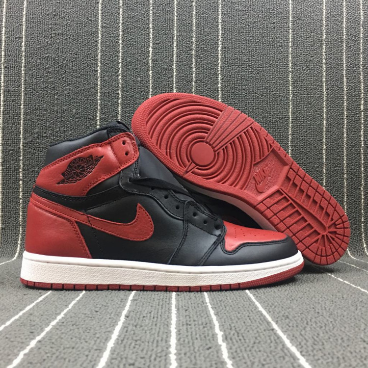 AIR JORDAN1 RETRO HIGH OG 1 555088-011 36-46