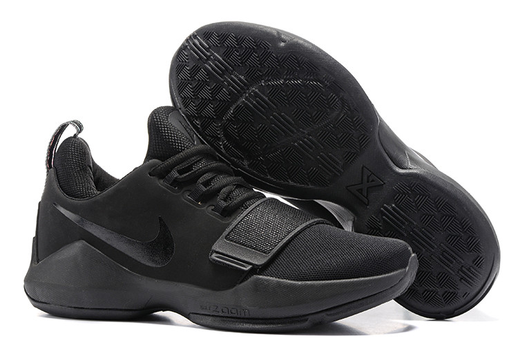 Nike PG 1 All in black