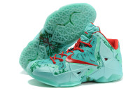LeBron 11 Christmas  (w)