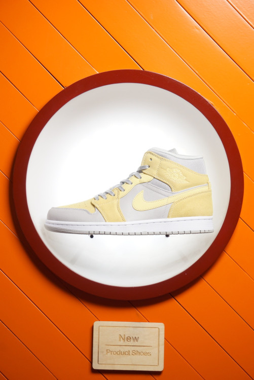 Air Jordan 1 Mid AJ1 1 DA4666-001