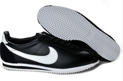 Nike Cortez Warm (black/white)
