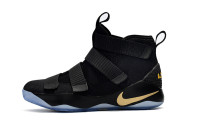 NIKE LEBRON SOLDIER 11 black Golden