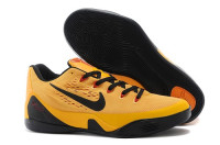 Kobe 9 low EM University Gold/Laser Crimson-Black