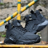 NIKE HUARACHE ACRONYM MID black