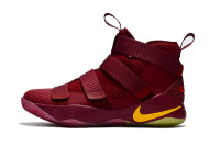 NIKE LEBRON SOLDIER 11 wine