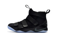 NIKE LEBRON SOLDIER 11 black blue