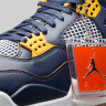  Jordan 4 IV dunk from above 