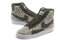 Blazer High (gray leo)