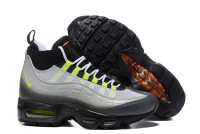 NIKE AIR MAX 95 Sneakerboot Reflective Neon