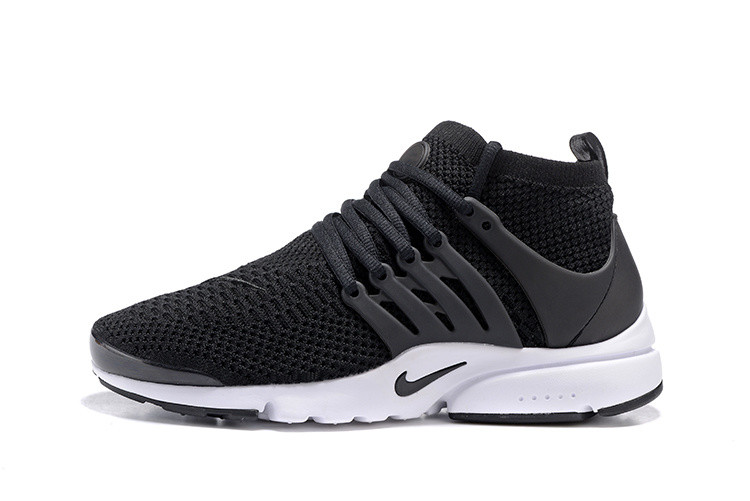 Air Presto Ultra Flyknit black white